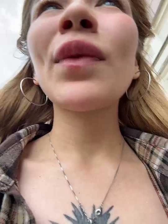 FlashTitsRoyal cam recording