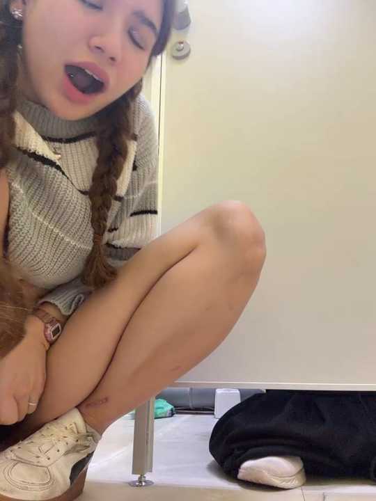 FlashTitsRoyal cam recording
