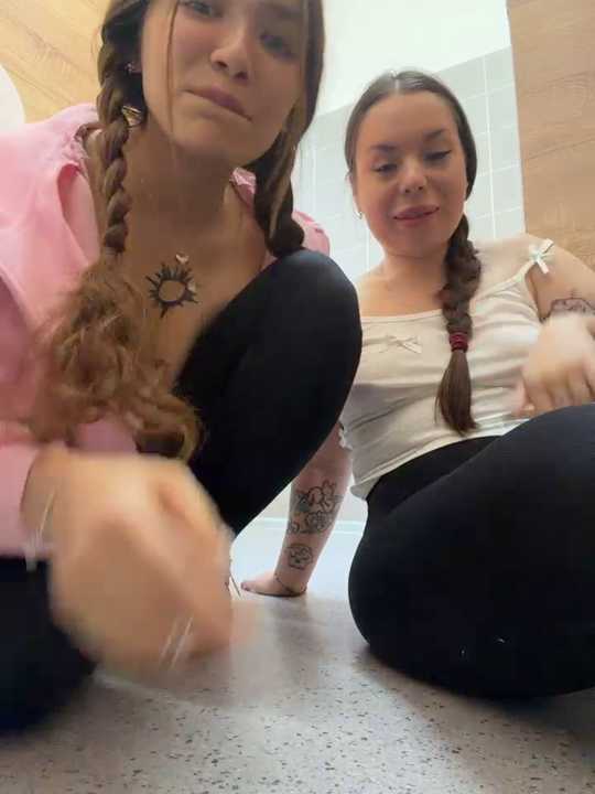 FlashTitsRoyal Stripchat recording – Oct 20, 2026