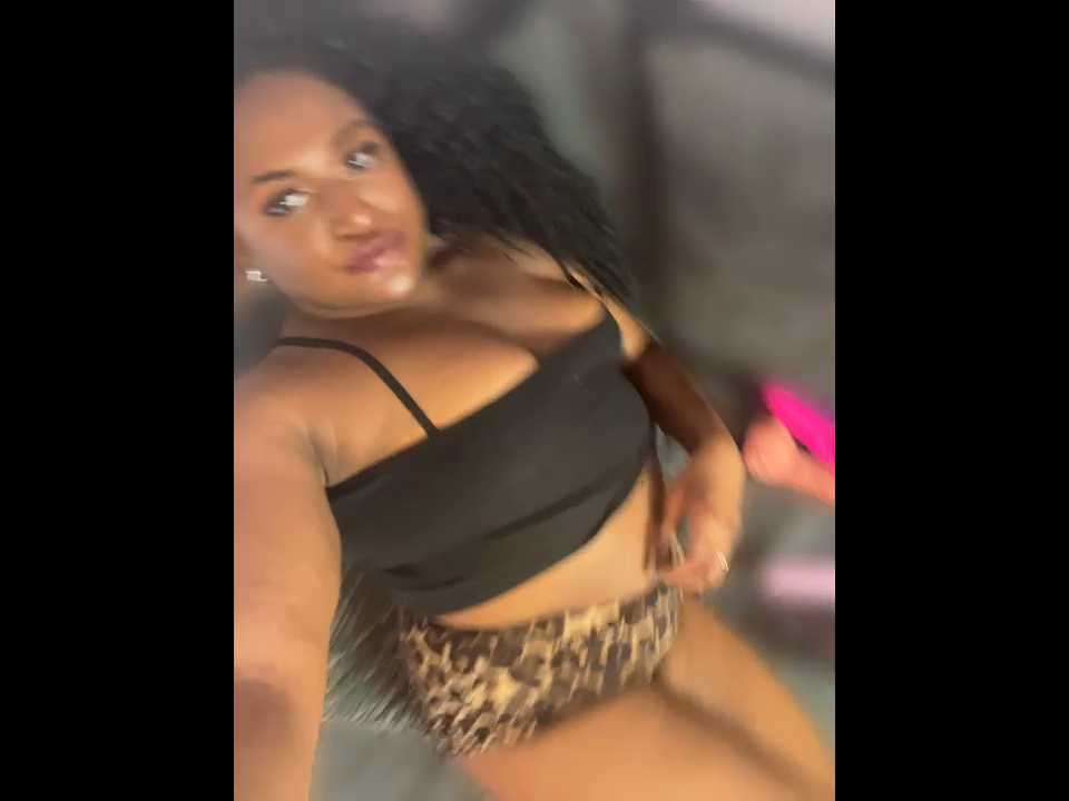 FleurEbonyXXX cam recording