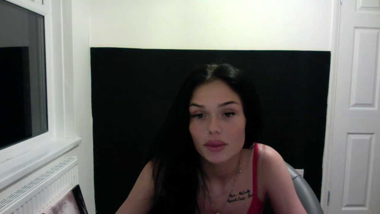 FlirtyFoxyxx