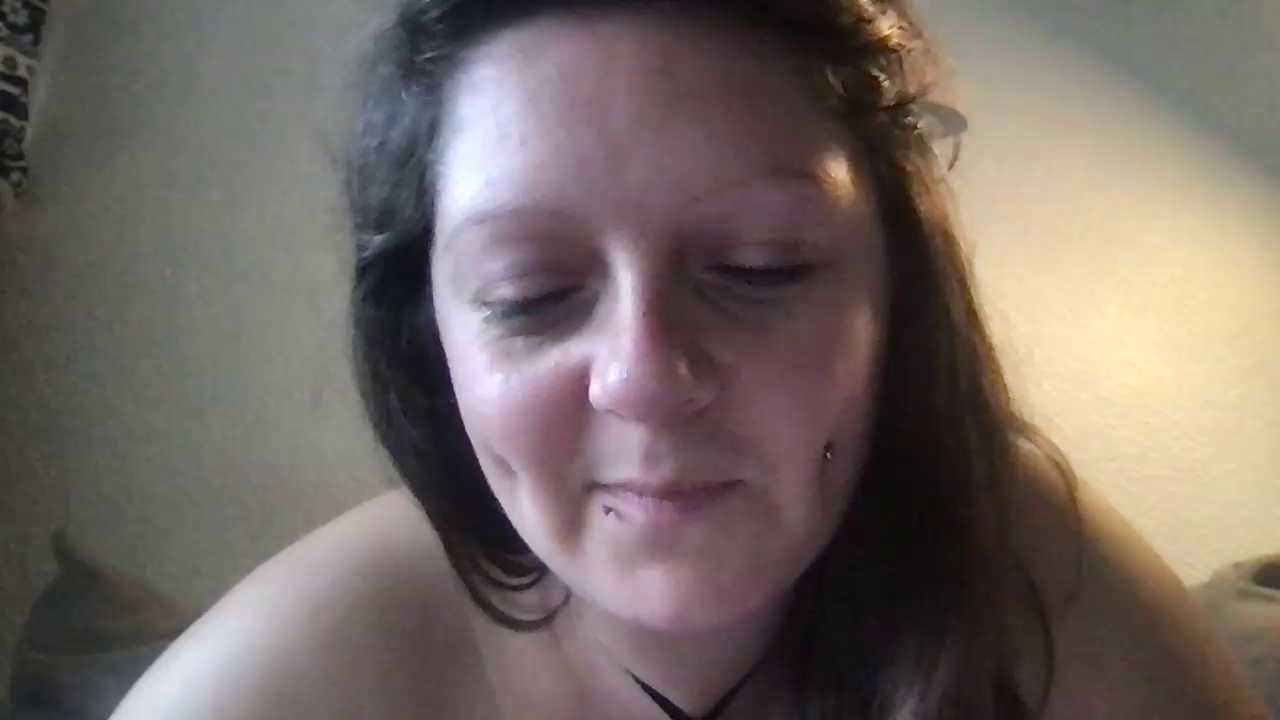 FlirtyFrayaXX Stripchat recording – Oct 24, 2026