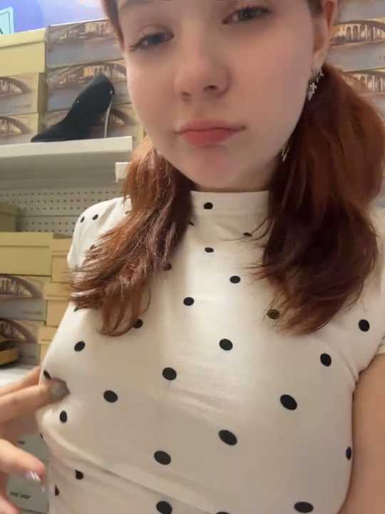 Freaky__Nikki Stripchat recording – Oct 27, 2026