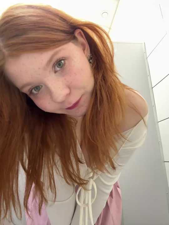 Freaky__Nikki