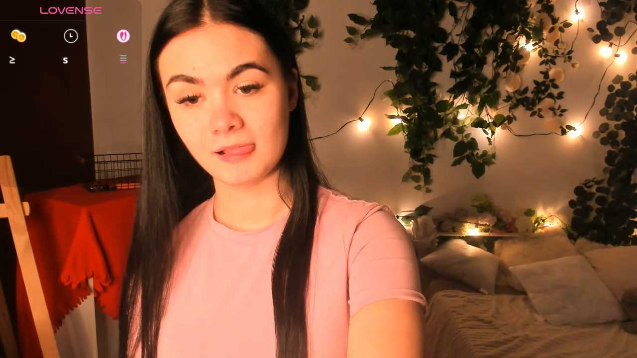Girl_In_Your_Bed cam recording