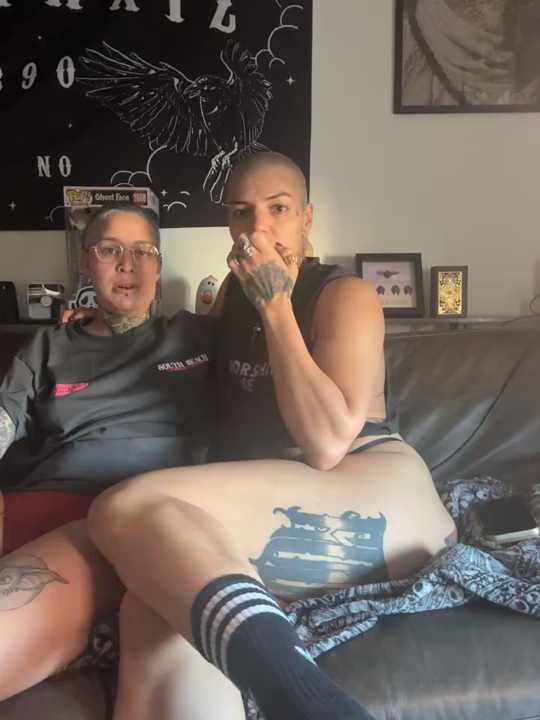 GirlfriendsAfterDark