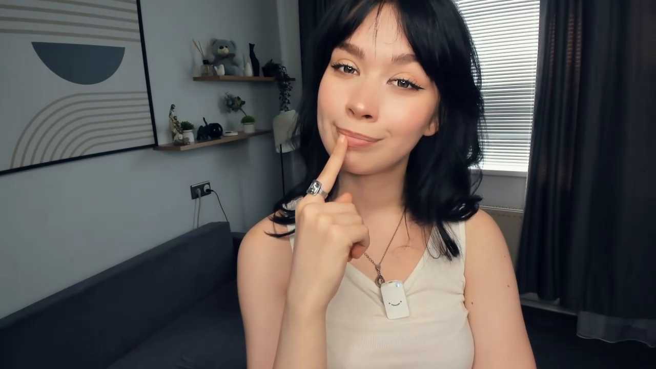 GwynBelous cam recording