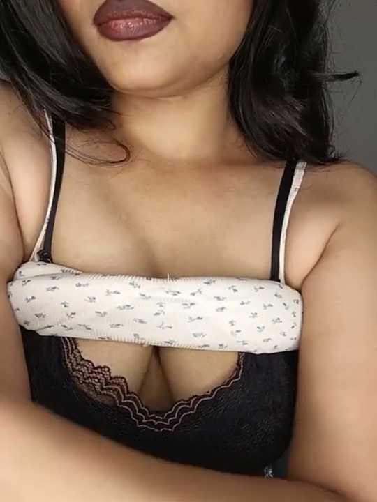 HOT-SHAKIRA cam recording