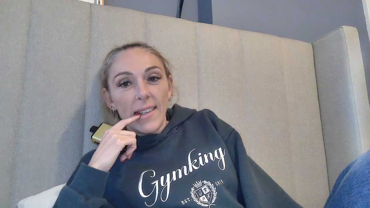 Hannah-Luxe cam recording