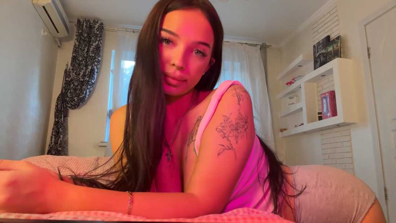 Hannah_xBaby cam recording