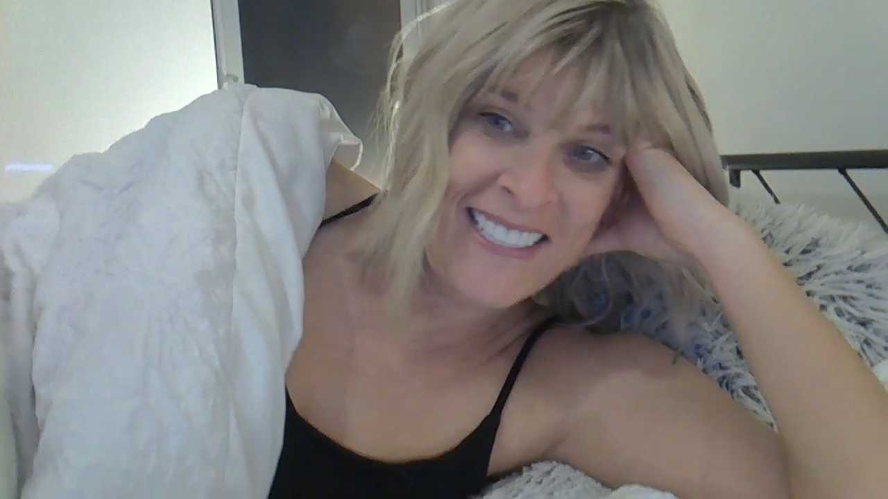 Hannyj Stripchat recording – Oct 21, 2026