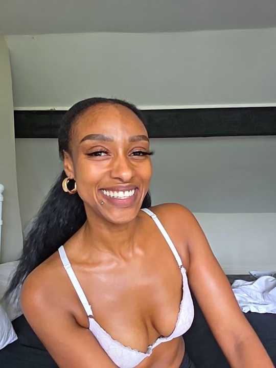 Hazel_Dollxx cam recording