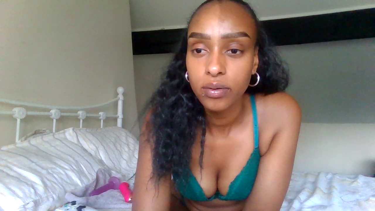 Hazel_Dollxx