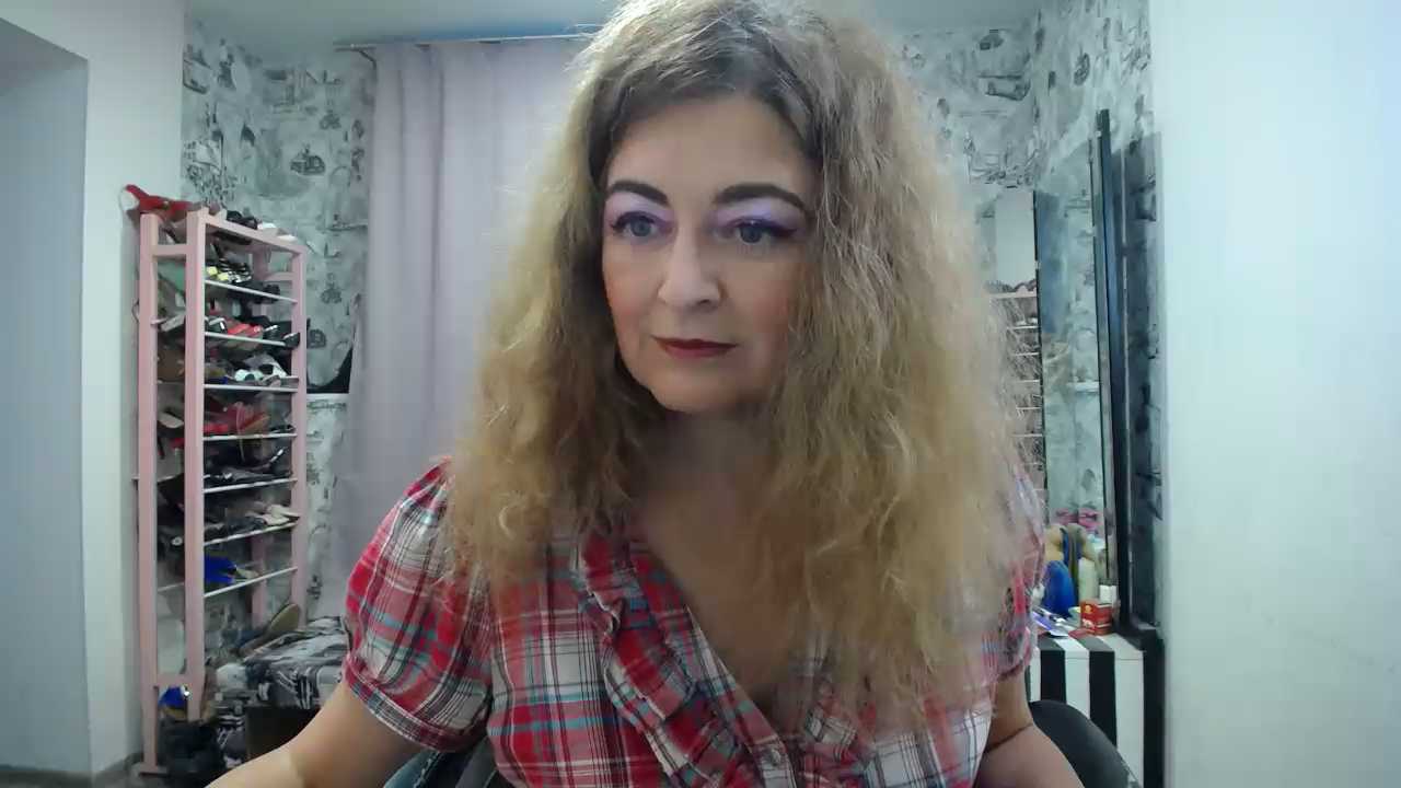 Helen1974 cam recording