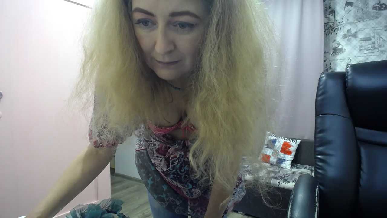 Helen1974 cam recording