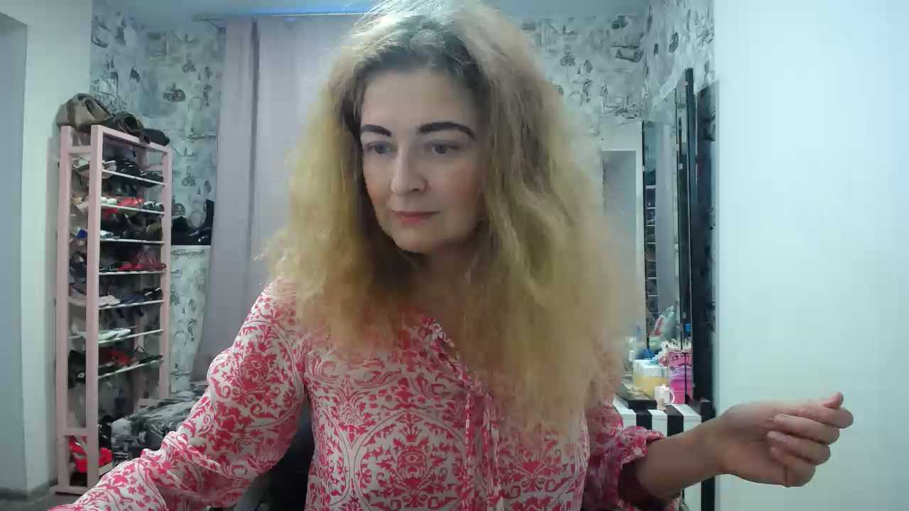 Helen1974 cam recording