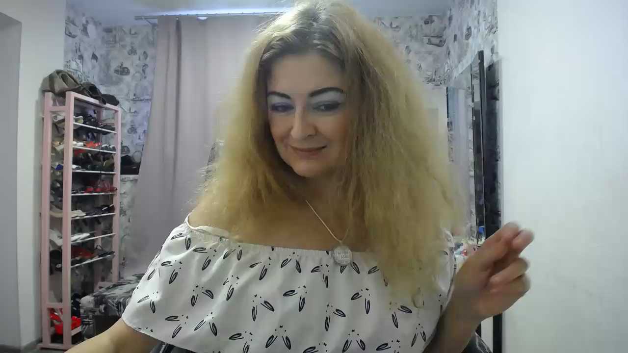 Helen1974 cam recording