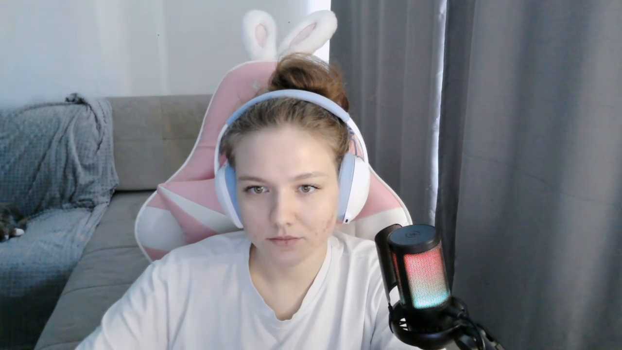 HelenMo0n cam recording
