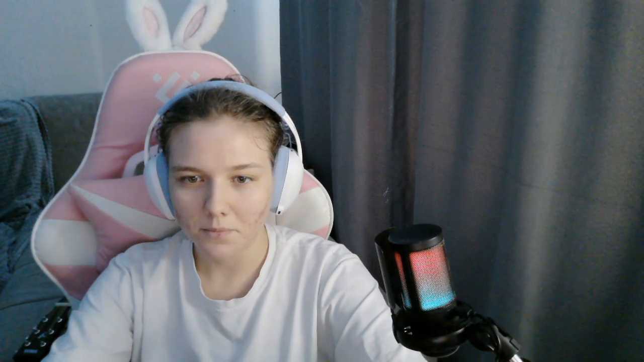 HelenMo0n