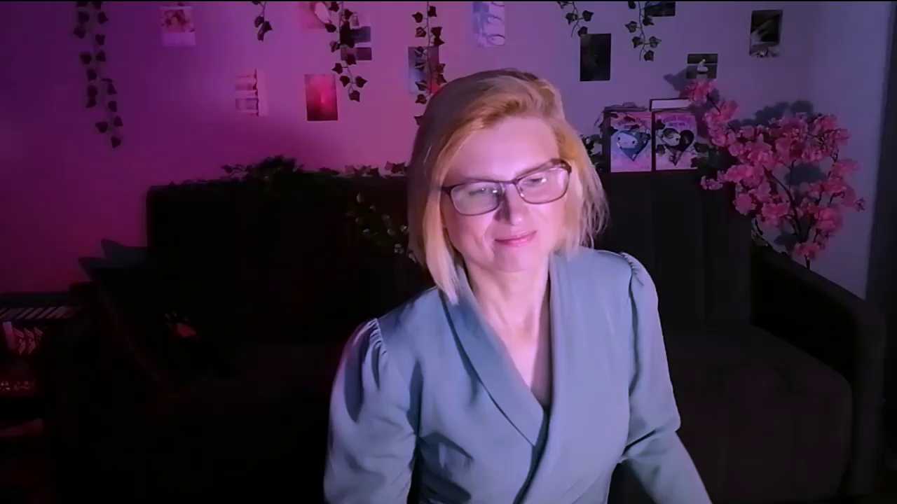 Helen_birdd cam recording