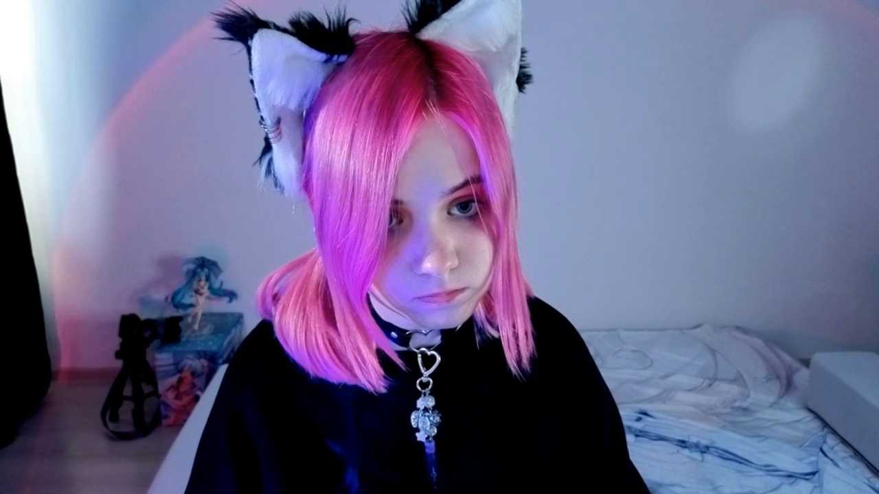 Hikkacat