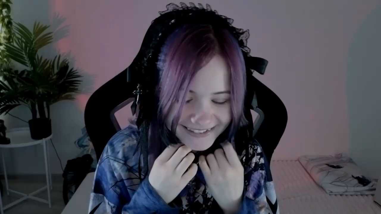 Hikkacat