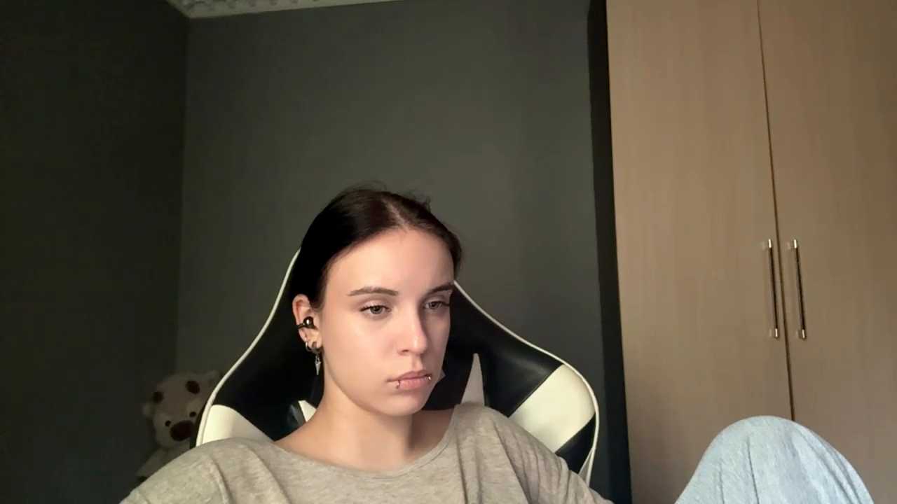 Hisaky Stripchat recording – Oct 21, 2026