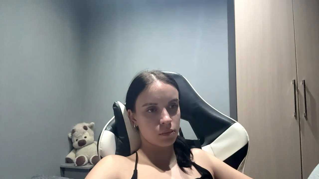 Hisaky Stripchat recording – Oct 21, 2026