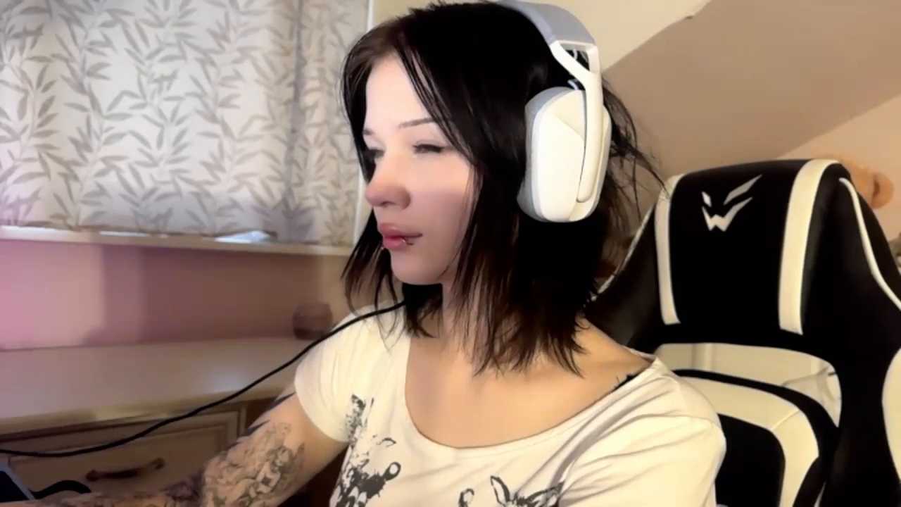 HollieMadrueno