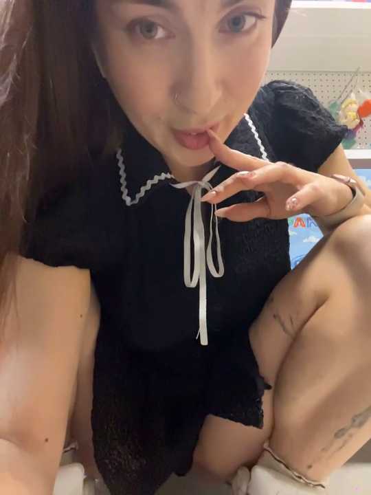 Holly_Play