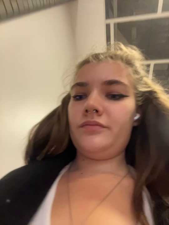 Holy_Tereza cam recording