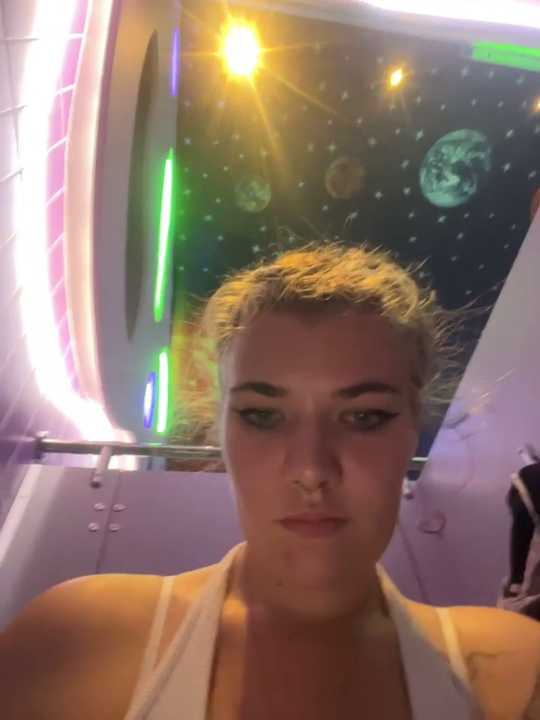 Holy_Tereza cam recording