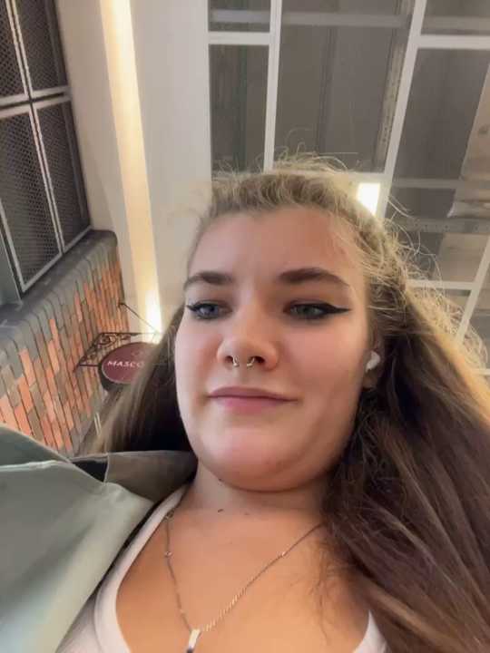 Holy_Tereza cam recording