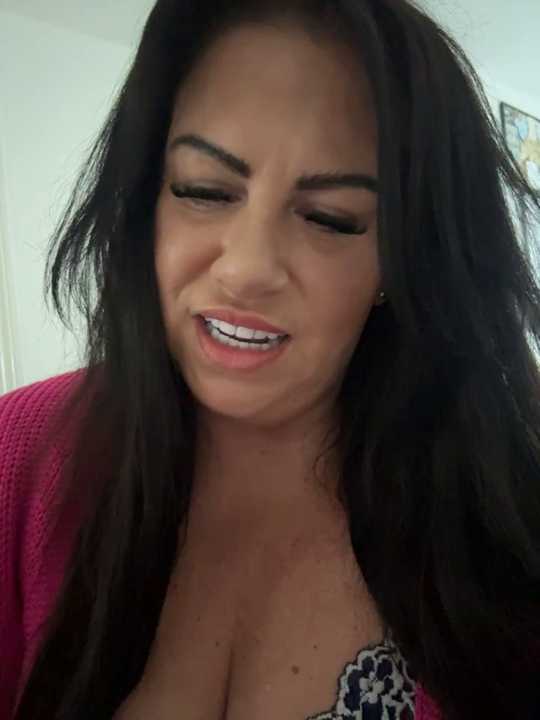 HomeWreckingQueenB cam recording
