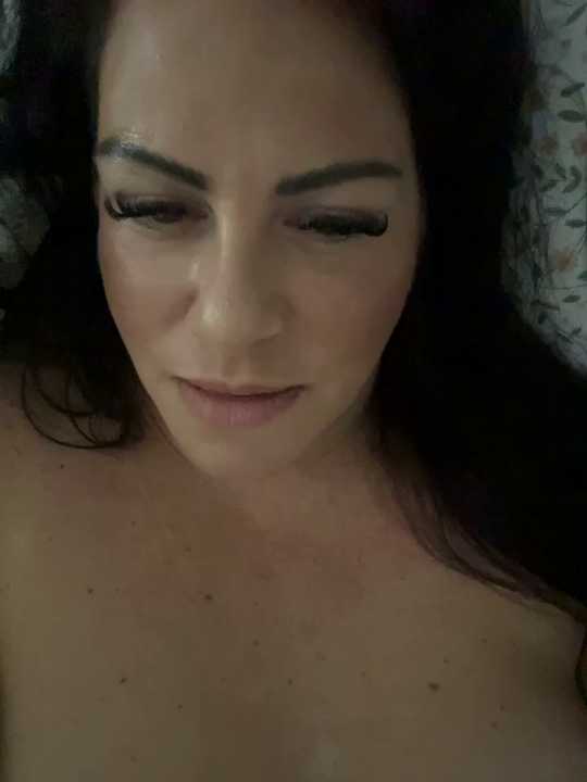 HomeWreckingQueenB cam recording