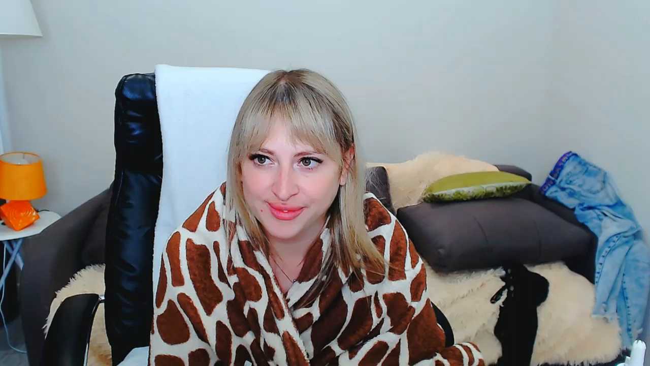 Honesty-Mel Stripchat recording – Oct 17, 2026