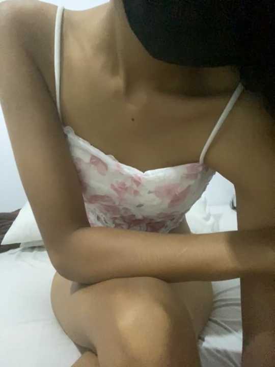 Honey_be_ cam recording