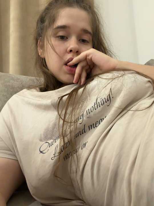 HornyGirlH cam recording