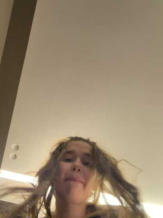 HornyGirlH