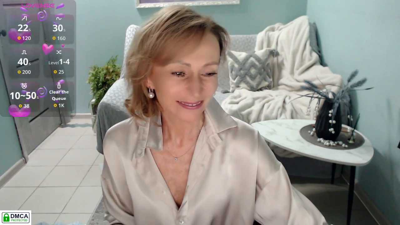 HornyMilf_777 cam recording