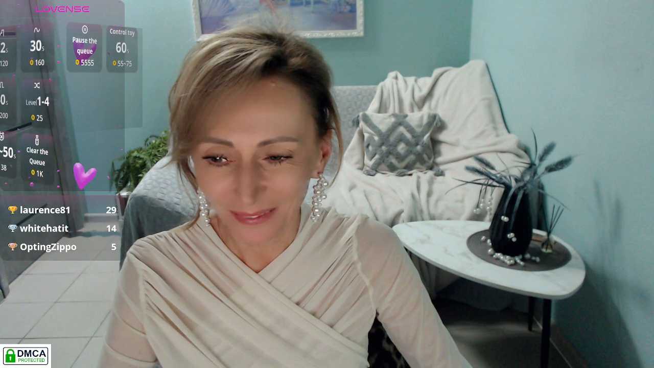 HornyMilf_777 cam recording
