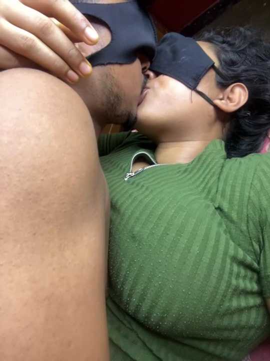 Hot-AngoriBhabhi cam recording