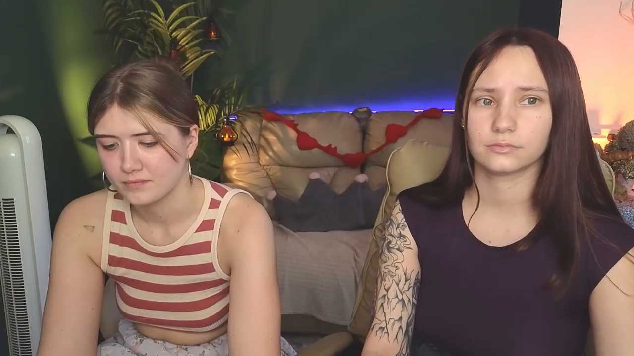 HotCaramellsTV cam recording