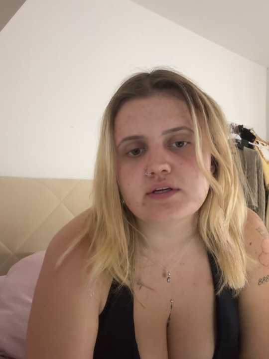 HotGirl01_ cam recording
