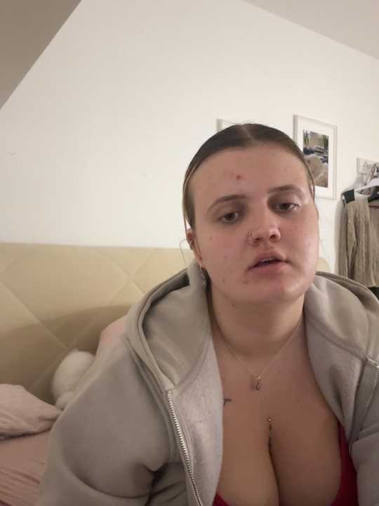 HotGirl01_ cam recording