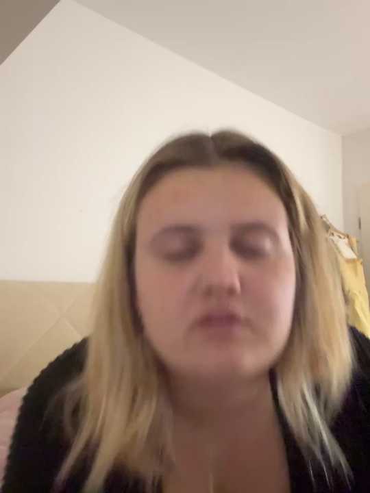 HotGirl01_ cam recording