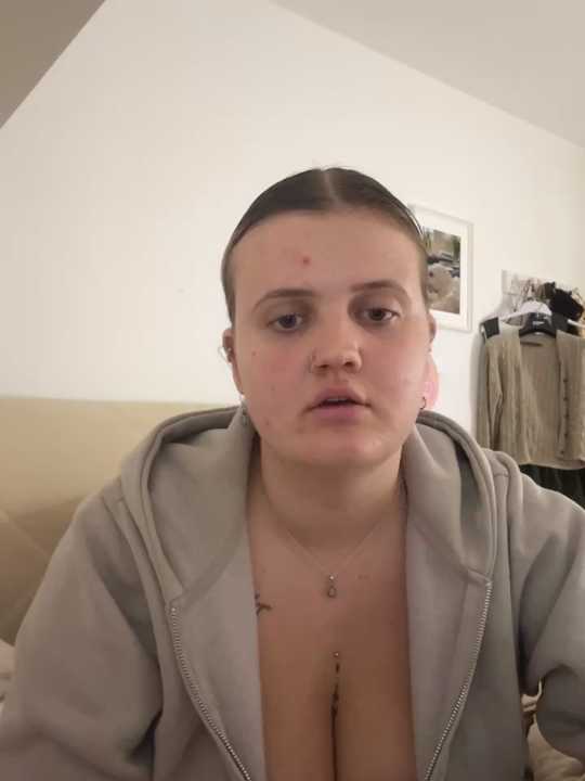HotGirl01_ cam recording