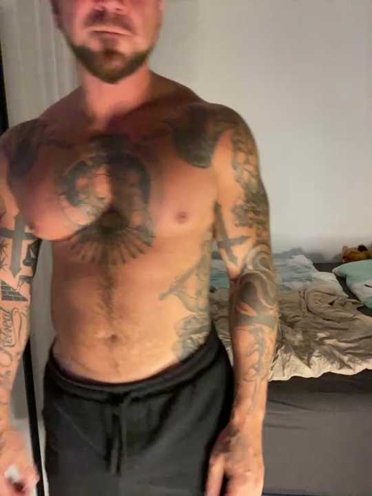 HotHotPursuit1