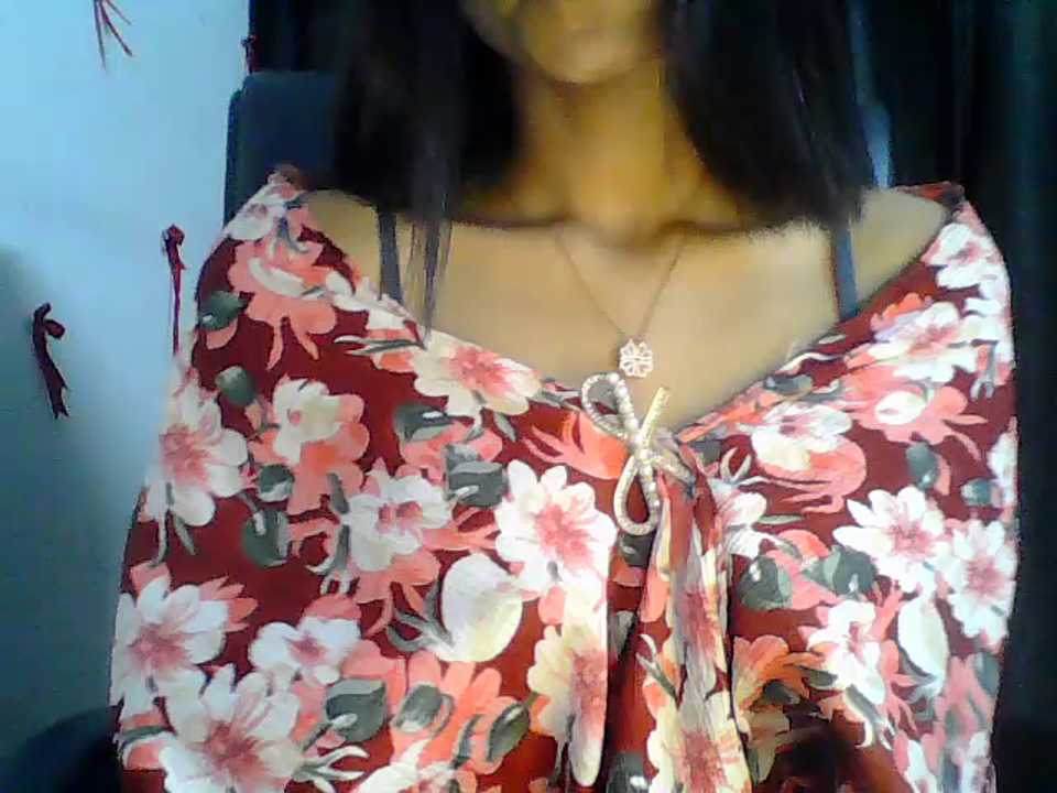 Hot_Deepansi02