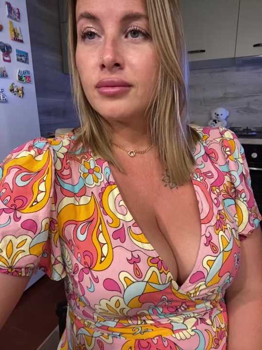 Hot_Sexy_Angel